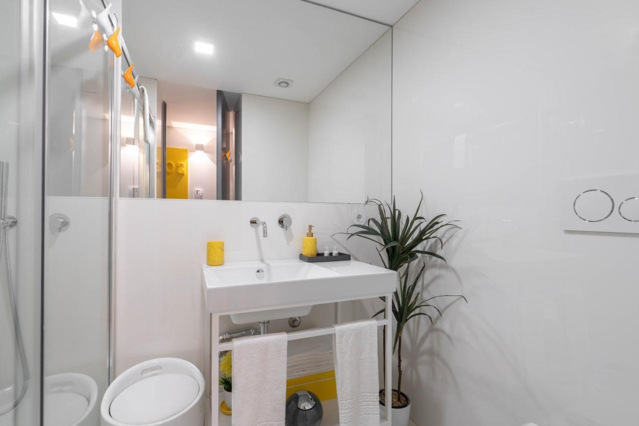 Domus 21 - Batalha Apartment Порто Екстериор снимка